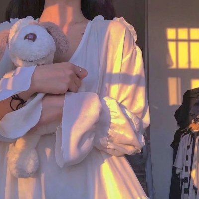 吃水不忘挖井人